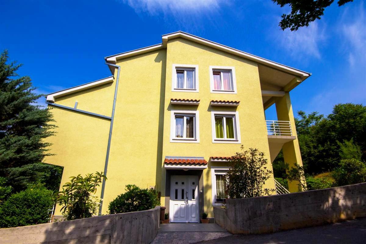Apartments Claudia Crikvenica Buitenkant foto